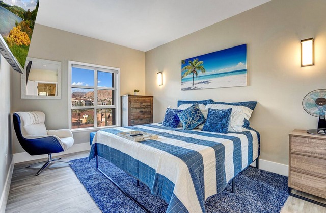 2BD/2BA Lake Las Vegas Oasis with Balcony