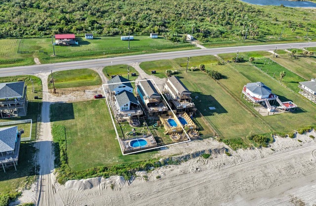 2BeachfrontHouses! 2HeatedPools! Sleep56! Weddings! Pets! HotTubs! ExtraParking!