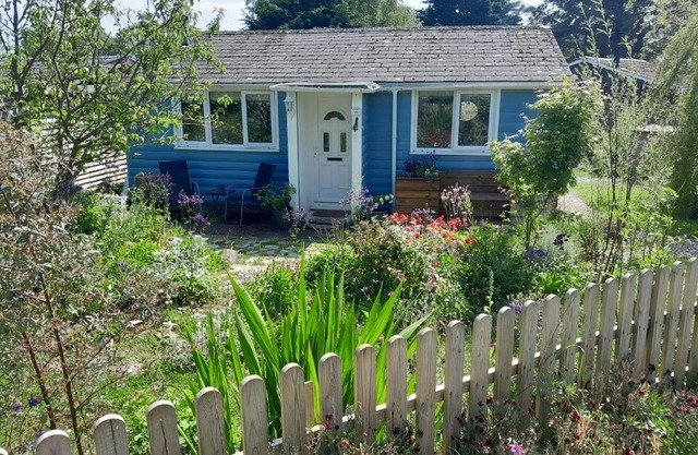 2Bed Cabin w Parking near Snowdonia National Park