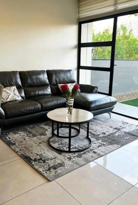 2BR-2BA - Rivonia Residence 2