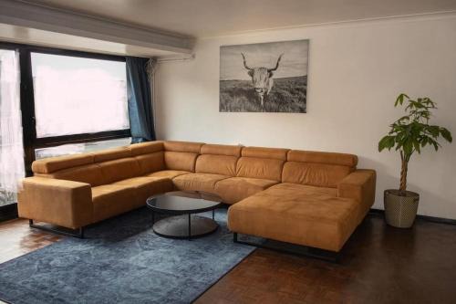 2BR and 1LR Apt, Only 15Mins to Gravensteen Castle