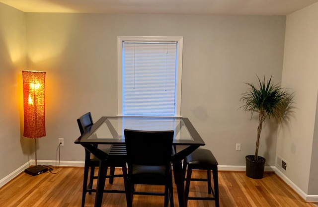 2Br Arlington Walk to Metro, mins to Whitehouse
