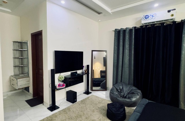 2BR Cozy Nest <Secure & Luxury