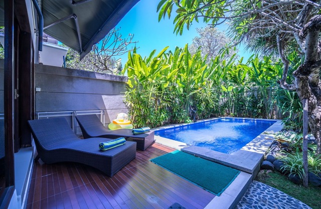 2BR Villa, 7Min Drive To Seminyak Square! - W/Private Pool!