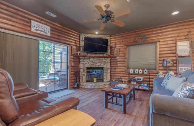 2BR Village At Indian Point 2102 near SDC - Free Tickets Daily up to $500