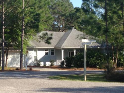 2BR Walk to Beach Florida Gulf Coast Gem for Beach and Nature Lovers