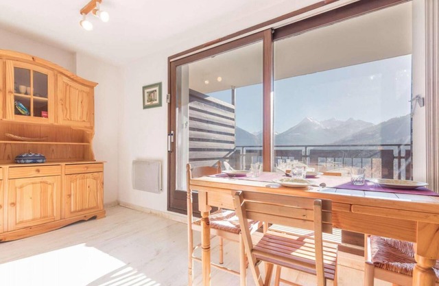 2nd floor, view mountain, balcony, tv, 36m², Serre Chevalier