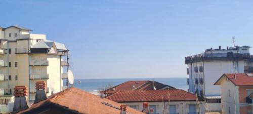 3 Appartamento Cervia Viale Diana 3 - Piano Secondo e Terzo VISTA MARE - no ascensore