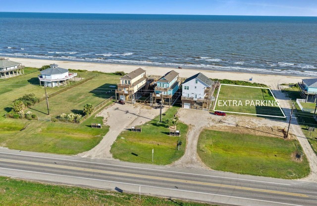 3 Beachfront Houses! 3 Heated Pools! Sleeps 80! Weddings & Events Welcome! Pets!