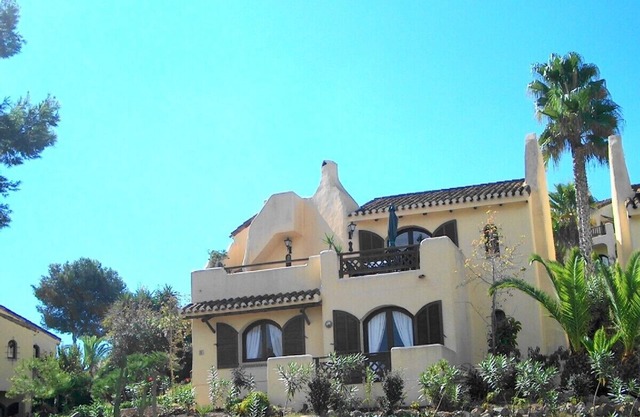 3 Bed detached Villa. Panoramic Views, Pool Golf Tennis Paddle-5G WiFi Smart TV