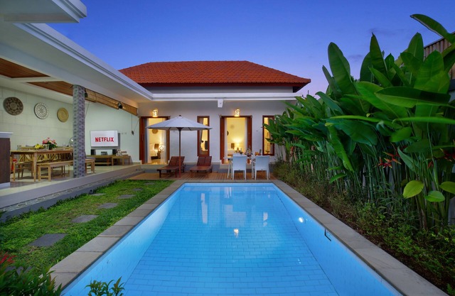 3 BEDR/3 BATH POOL VILLA BETWEEN SEMINYAK & CANGGU