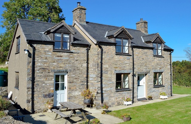 3 bedroom accommodation in Llanrwst, near Betws-y-Coed