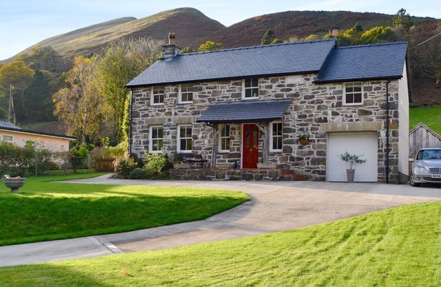 3 bedroom accommodation in Llanymawddwy, near Dolgellau