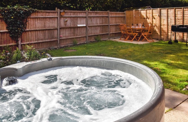 3 bedroom accommodation in Southrepps