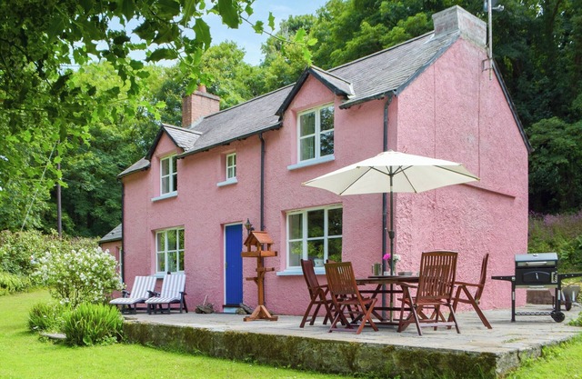 3 bedroom accommodation in Stackpole Cheriton, near Pembroke