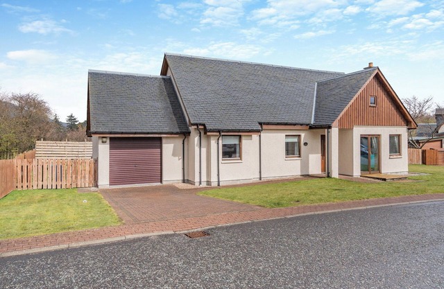 3 bedroom accommodation in Aviemore