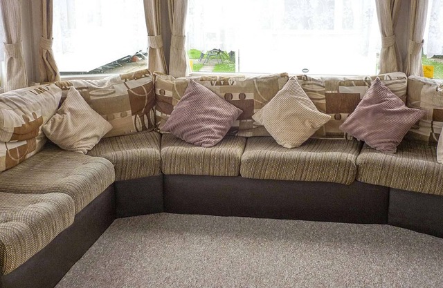 3 bedroom accommodation in Towyn