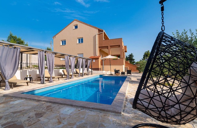 3 bedroom amazing home in Krusevo