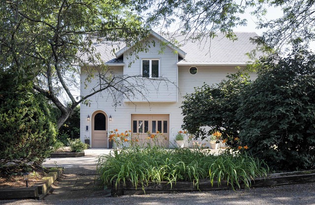 3-bedroom apartment in charming Granville less than 1 mile from Denison