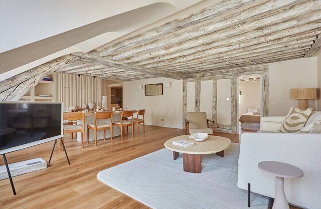 3 bedroom apartment Ideally located in the 2nd arrondissement