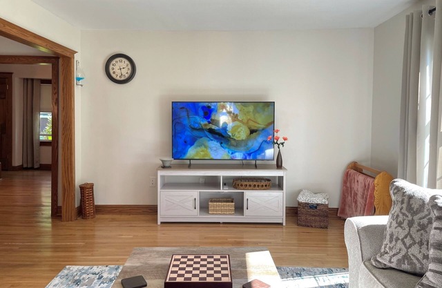 3-bedroom house in Brockway with WiFi