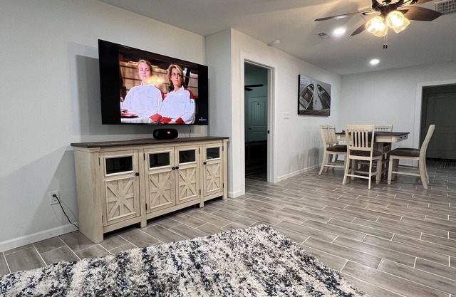 3-bedroom house in charming Decatur with WiFi, AC. Book now