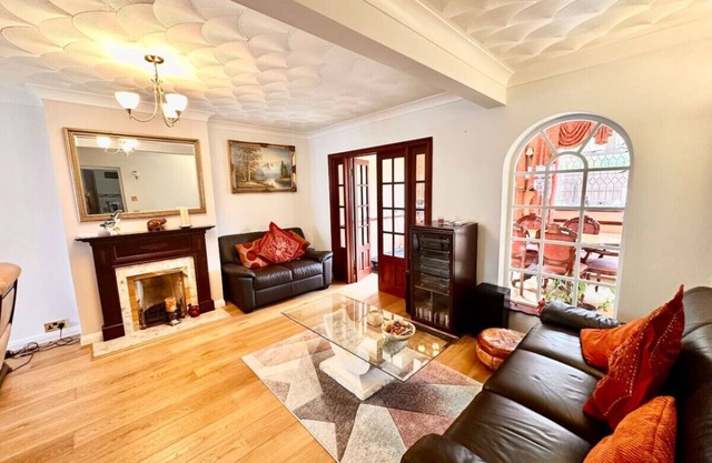 3 Bedroom House in DA15