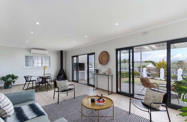 3-bedroom house in lovely Raithby with AC, WiFi, fitness room