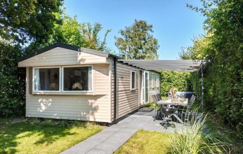 3 Bedroom Lovely Home In Heinkenszand