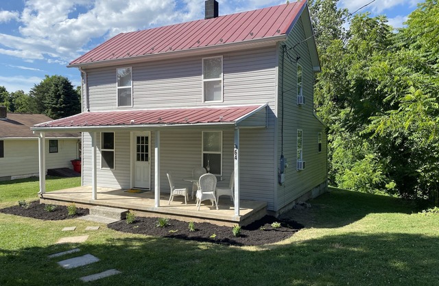 3 Bedroom Near Harper's Ferry, Casino and Shenandoah River, Pets Welcome
