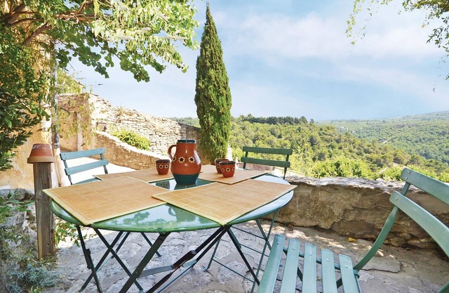 3 bedroom nice home in Bonnieux