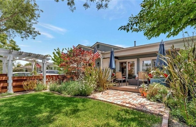 3 Bedroom Single family 457062 by Houzlet