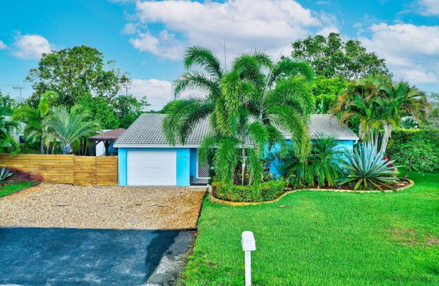 3 Min from the Beach! With Hot tub and Backyard Oasis!