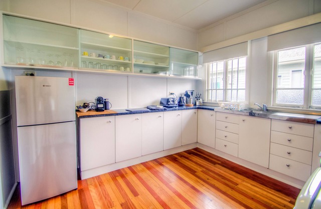 3 month+ stays Gold Coast Broadwater Cottage