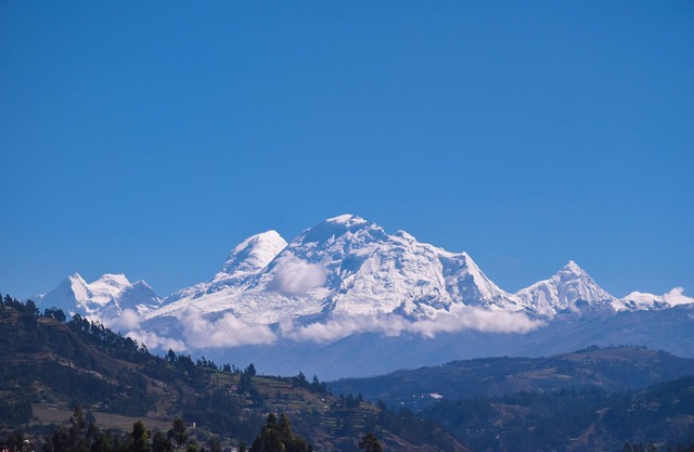 3 RB, Fast Wi-Fi, mountain view, barbecue area, garage. elevator.