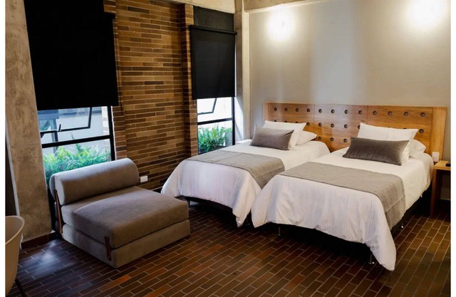 303 Circular suites & AC + 2 coworking