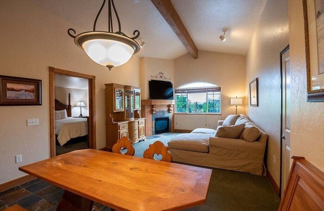 3055/57 4-Star Zermatt 2B2B Villa Near Park City