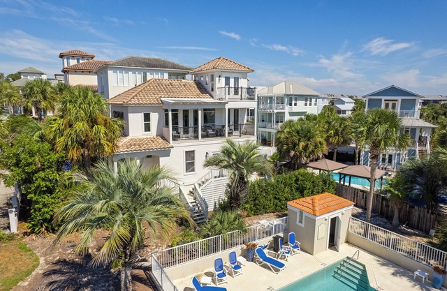 30A-Crow's Nest of Blue Mountain Beach ocean view home with private beach access