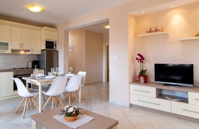 350 m vom Strandstrand Entfernt, Ideal für Familienurlaub, Voll Ausgestattet