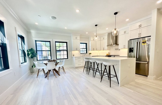 3B /3B Designer brand new light filled townhouse!