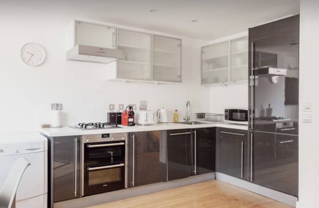 3Bed Apartment in the Heart of SOHO