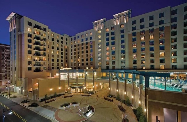 3br Deluxe Balcony Condo Family Vacation Fun!