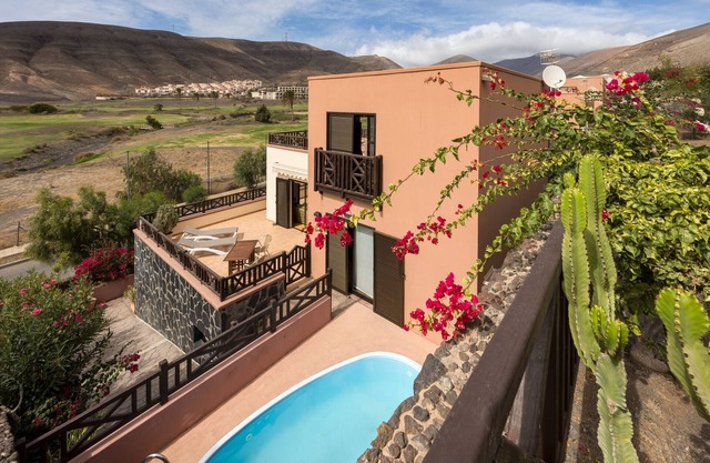 3BR Jandía House - Private Pool, Seaviews & Golf