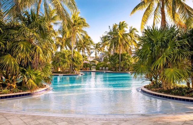 3BR Waterview Villa, Tranquility Bay Resort, White-sand Beach - 2 Units