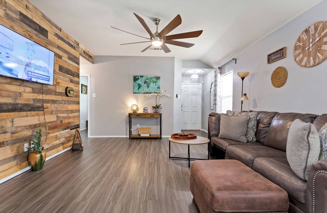 3BR2BA 1-Story 2Car-G 1 Mile To MedicalCity Denton/Shopping Loop288/Near UNT-TWU
