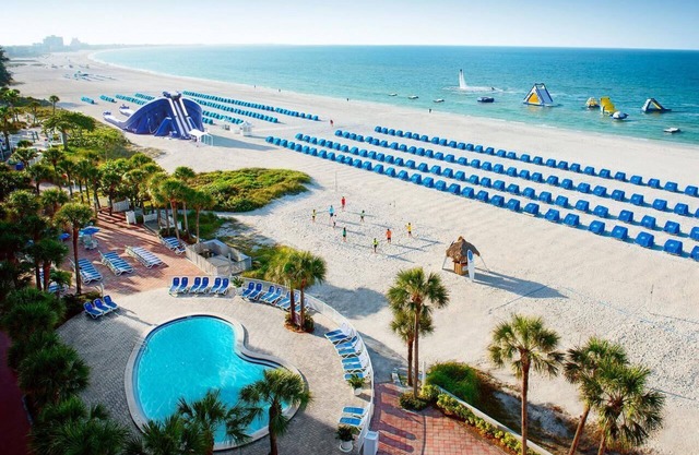 3x Gulf Front View With Balcony 2 Queen Beds at Island Grand at TradeWinds