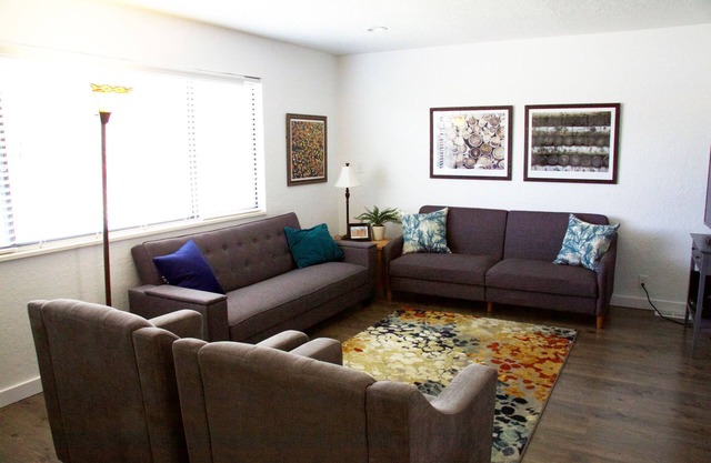 4 bd 4ba house near University Mall