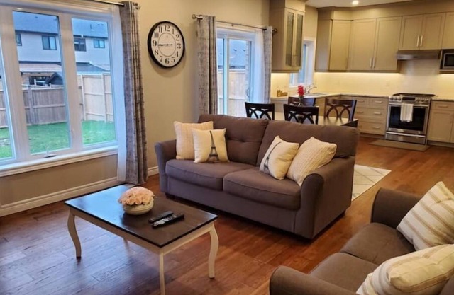 4 BD Family Retreat - Basement not included (Occupied)