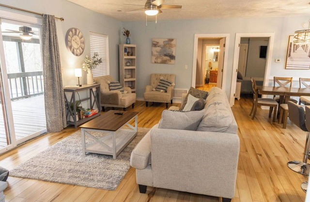 4 Bed | Hot Tub | Close to IU | Pet Friendly