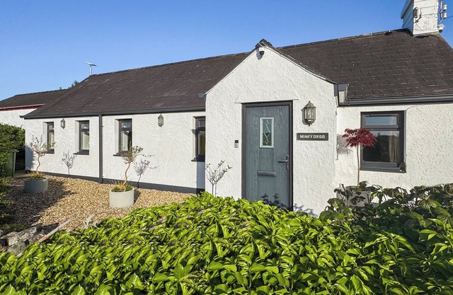 4 bedroom accommodation in Ty Croes, near Rhosneigr